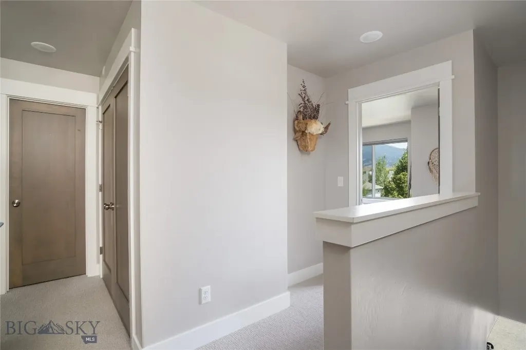 3233 Warbler Way Bozeman MT 59718