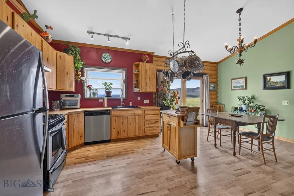 12 Merlin Drive Mcallister MT 59740