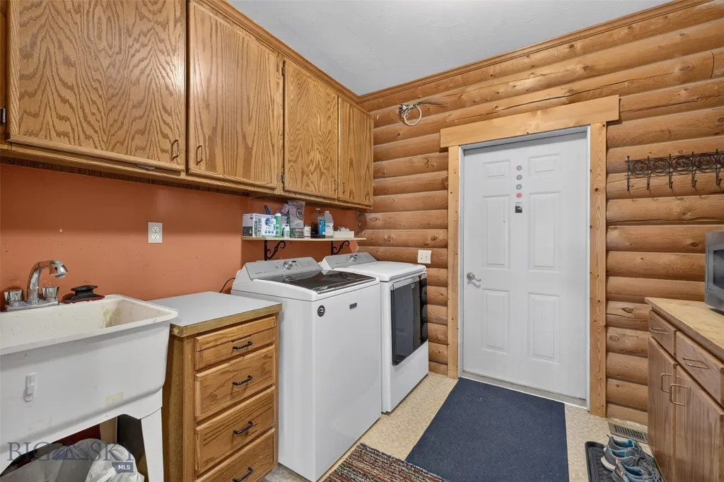 12 Merlin Drive Mcallister MT 59740