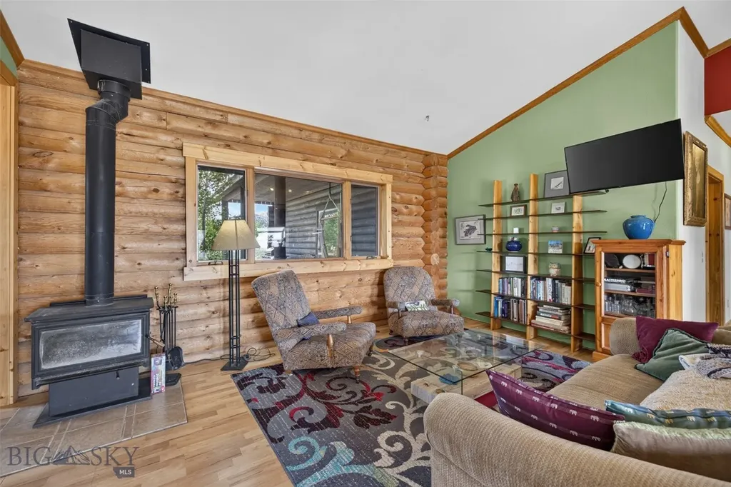 12 Merlin Drive Mcallister MT 59740