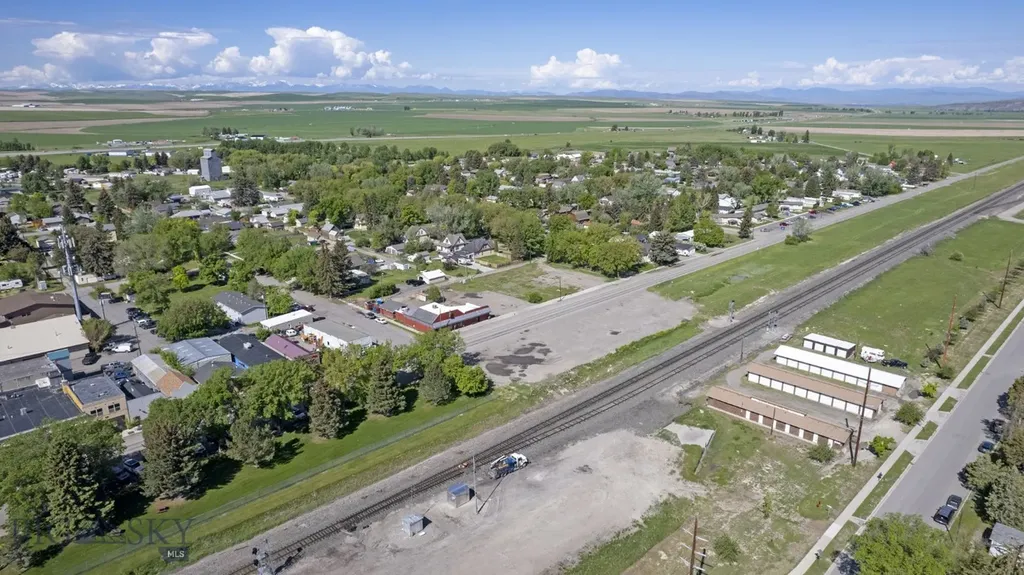 214 W Main Street Manhattan MT 59741