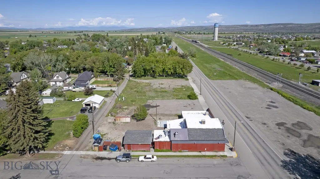 214 W Main Street Manhattan MT 59741