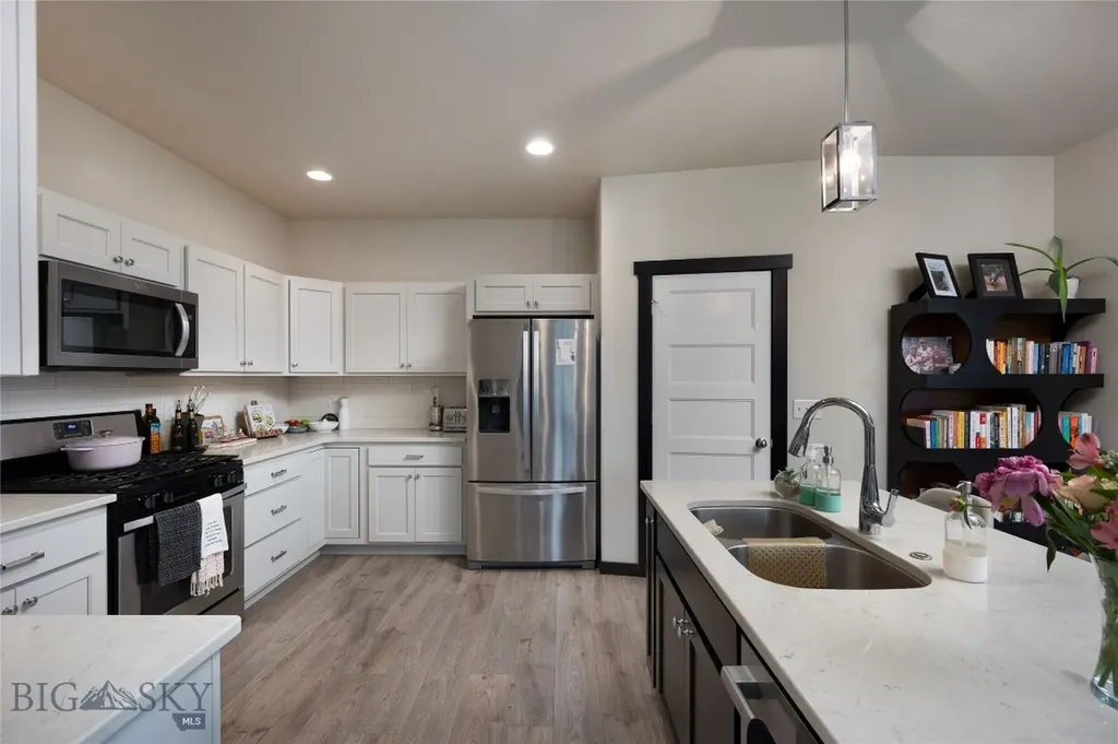 5425 Vermeer Lane Bozeman MT 59718