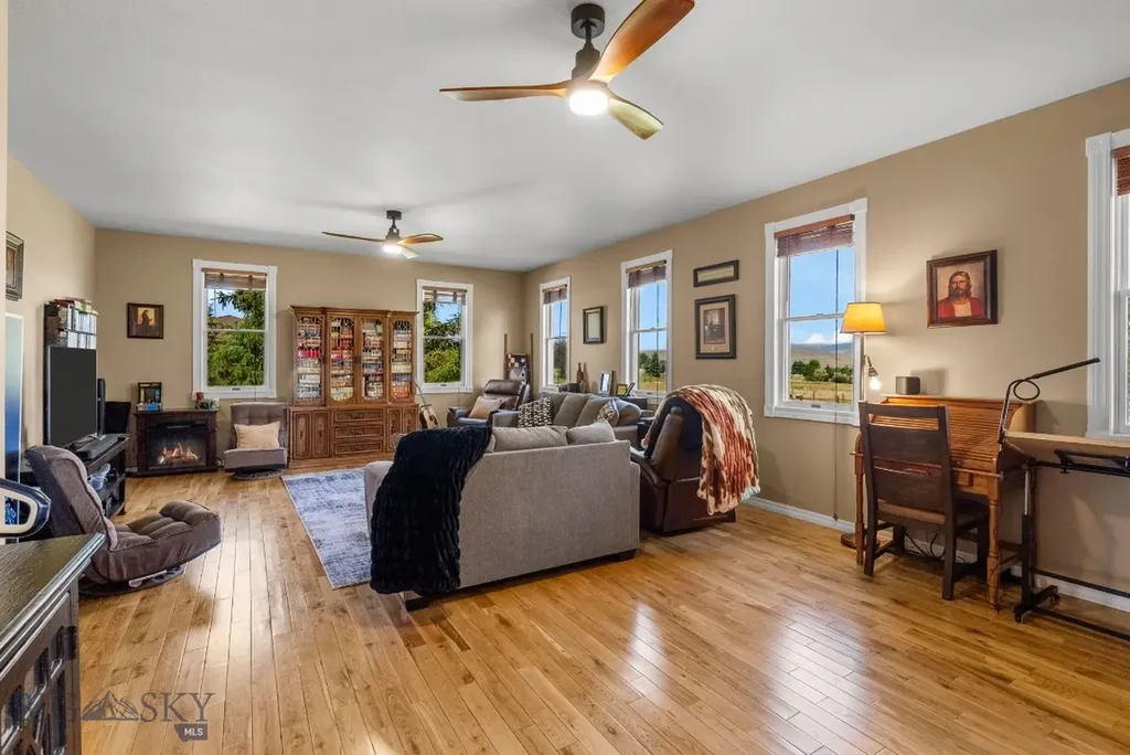376 Badger Run Drive Dillon MT 59725