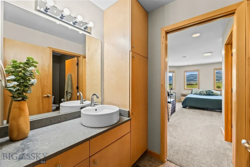 47 Saddle Spur Bozeman MT 59715