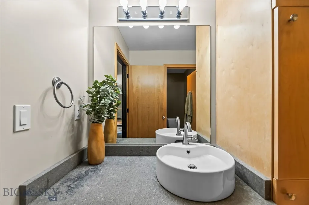 47 Saddle Spur Bozeman MT 59715