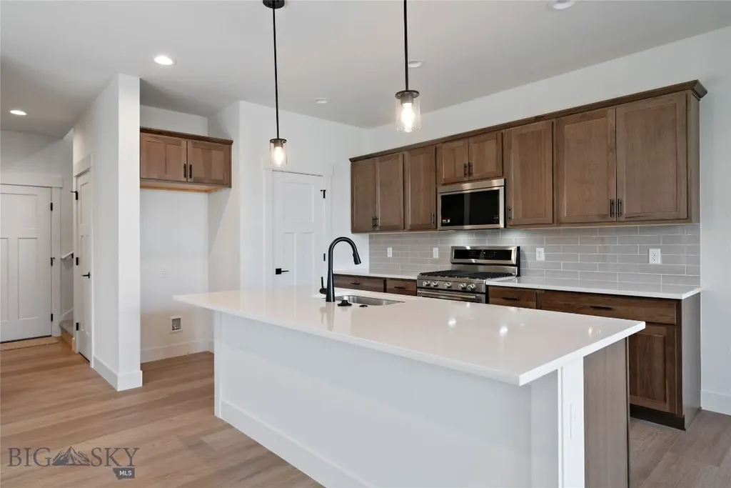 1141 Butler Creek Avenue Belgrade MT 59714