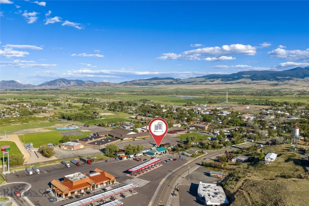 402 N Pyfer Street Whitehall MT 59759