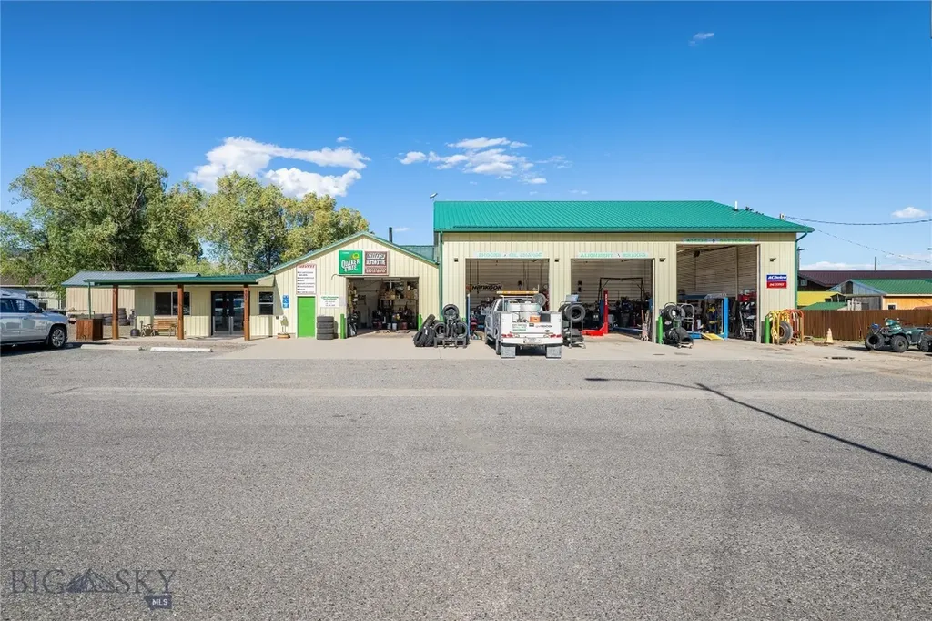 402 N Pyfer Street Whitehall MT 59759