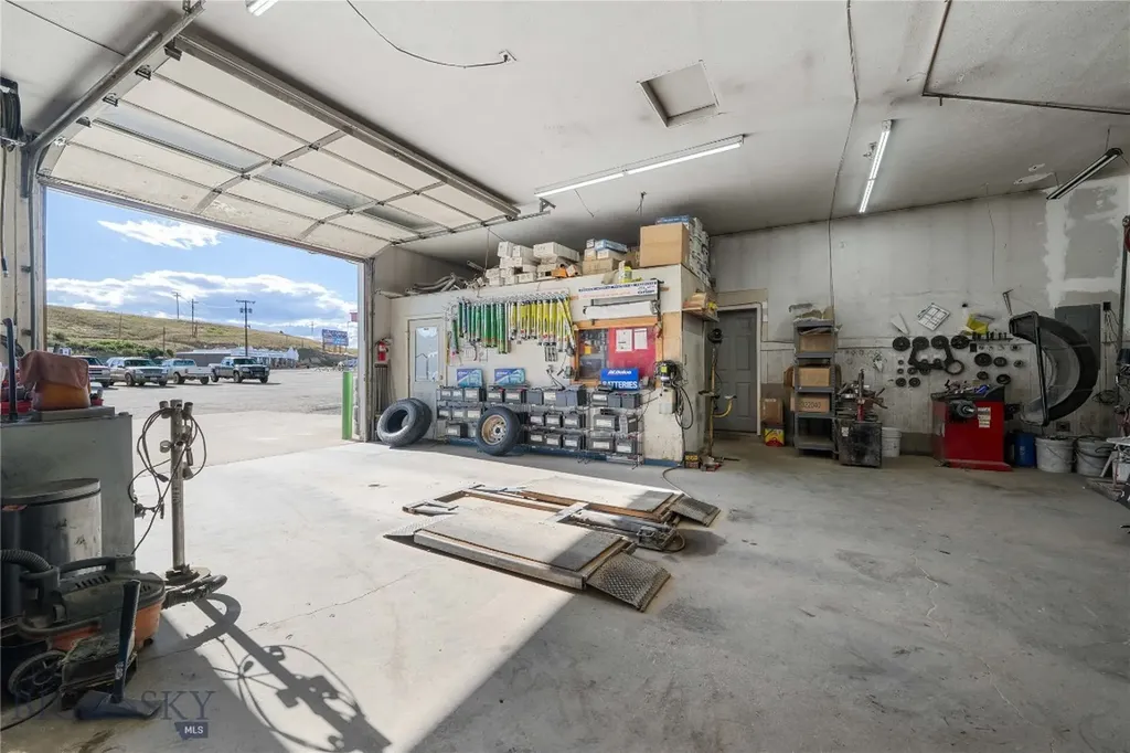 402 N Pyfer Street Whitehall MT 59759