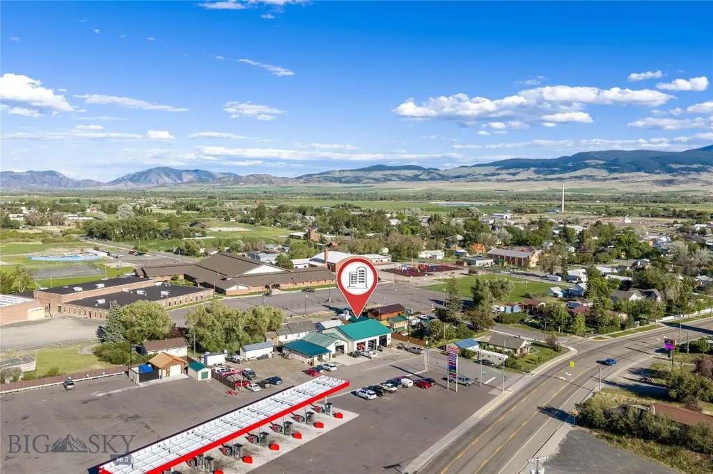 402 N Pyfer Street Whitehall MT 59759
