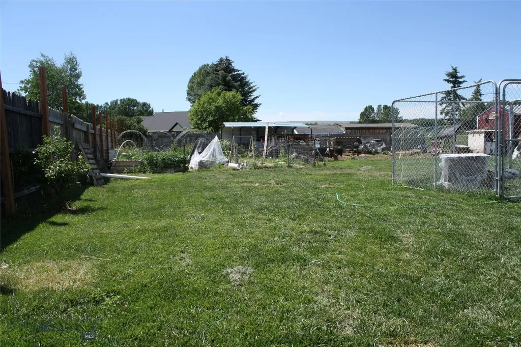354 Ole Depot Road Gallatin Gateway MT 59730