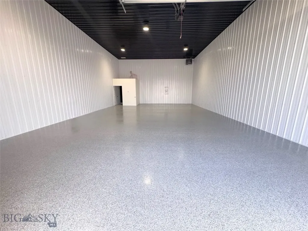 1102 Jackrabbit Lane Belgrade MT 59714