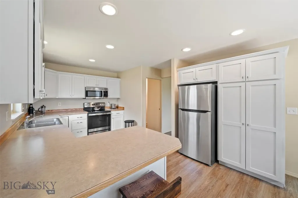 326 E River Rock Road Belgrade MT 59714