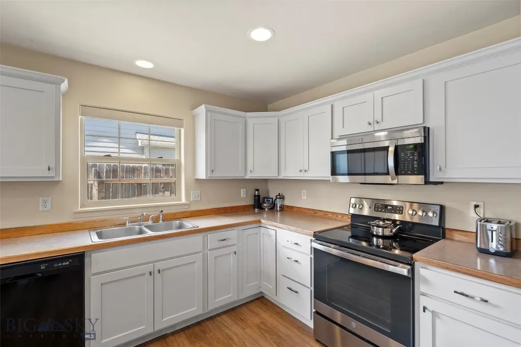326 E River Rock Road Belgrade MT 59714