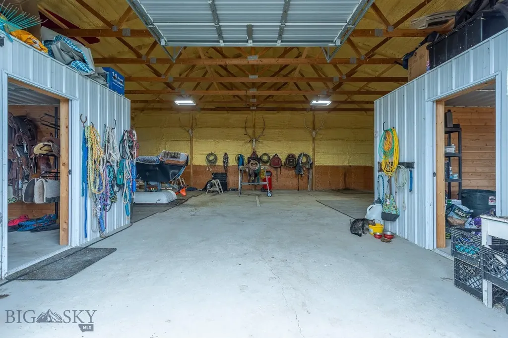 868 Middle Road Twin Bridges MT 59754