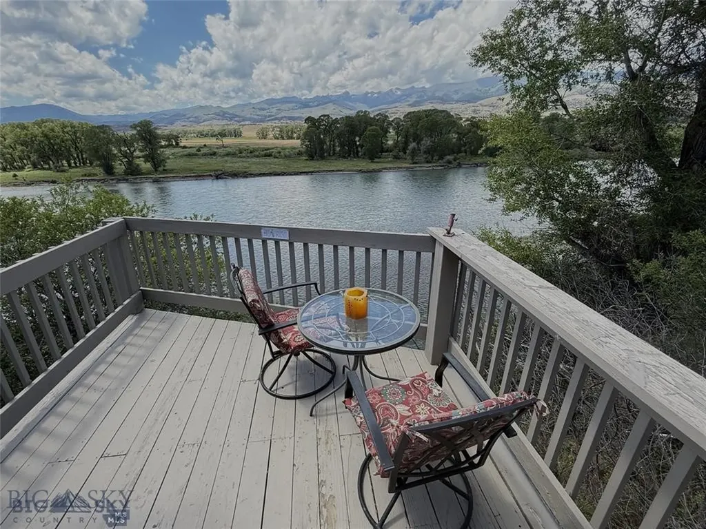 1005 East River Road Emigrant MT 59027