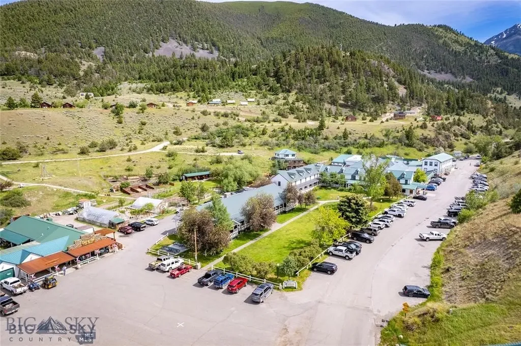 1005 East River Road Emigrant MT 59027