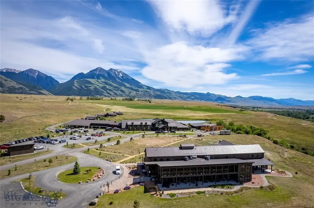 1005 East River Road Emigrant MT 59027