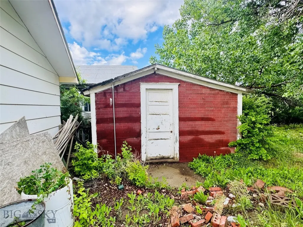 149 Great Northern Avenue Big Sandy MT 59520