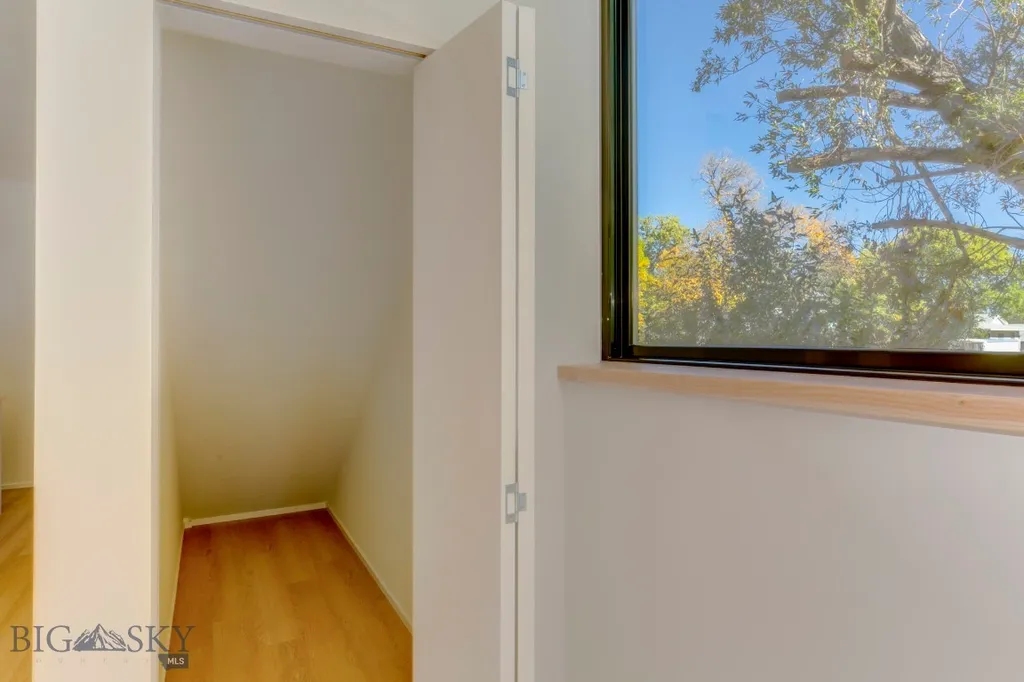 504 S H Street Livingston MT 59047