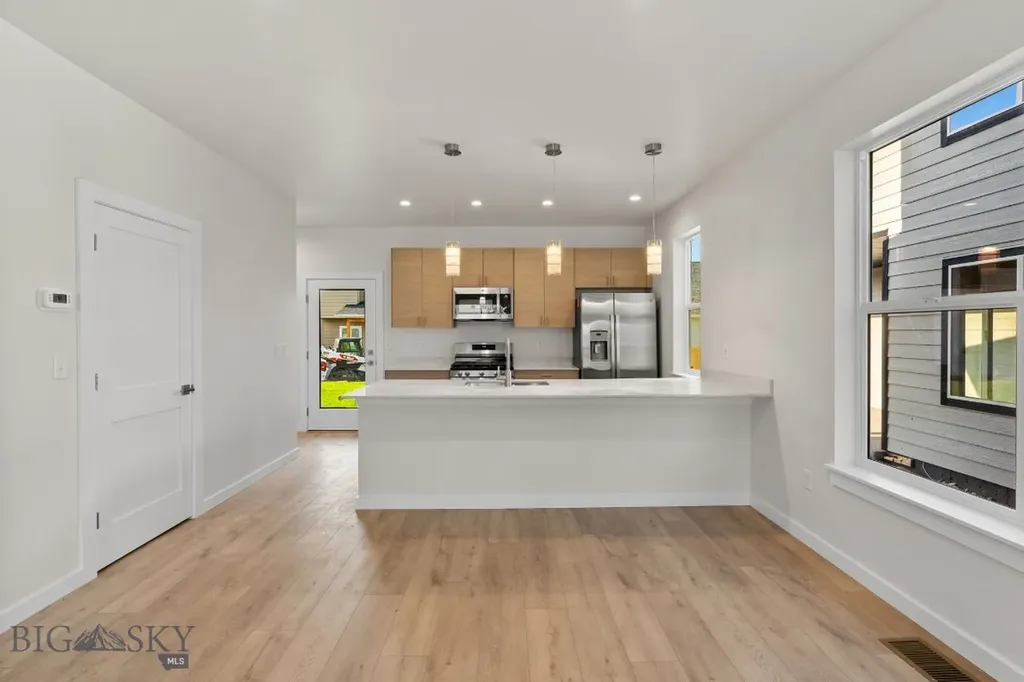 811 Spaniel Lane Belgrade MT 59714