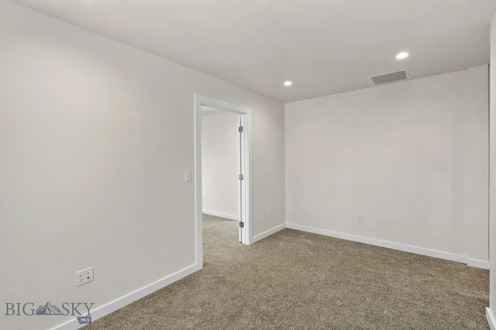 811 Spaniel Lane Belgrade MT 59714