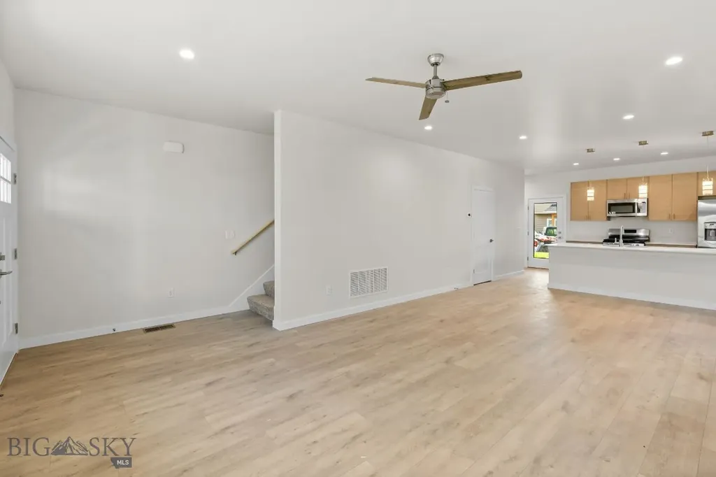 811 Spaniel Lane Belgrade MT 59714