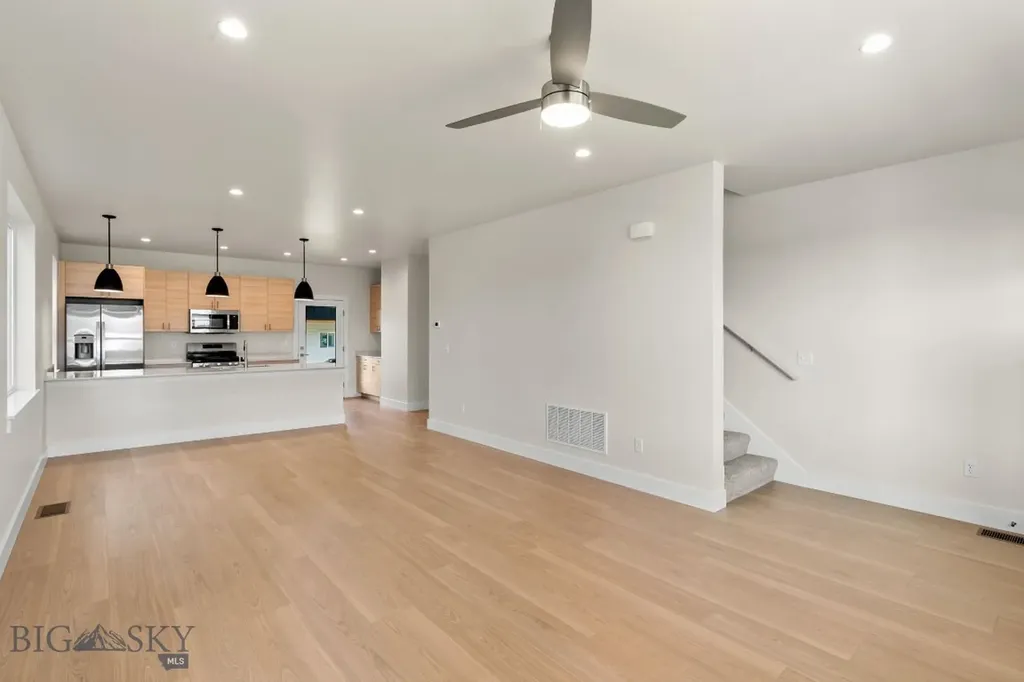 809 Spaniel Lane Belgrade MT 59714