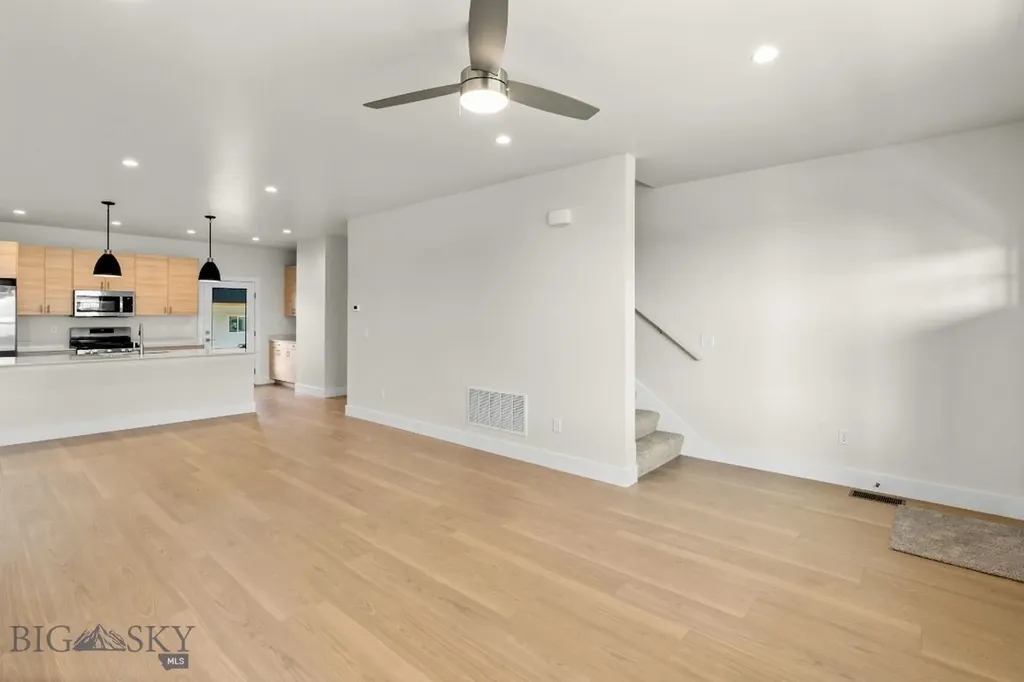 809 Spaniel Lane Belgrade MT 59714