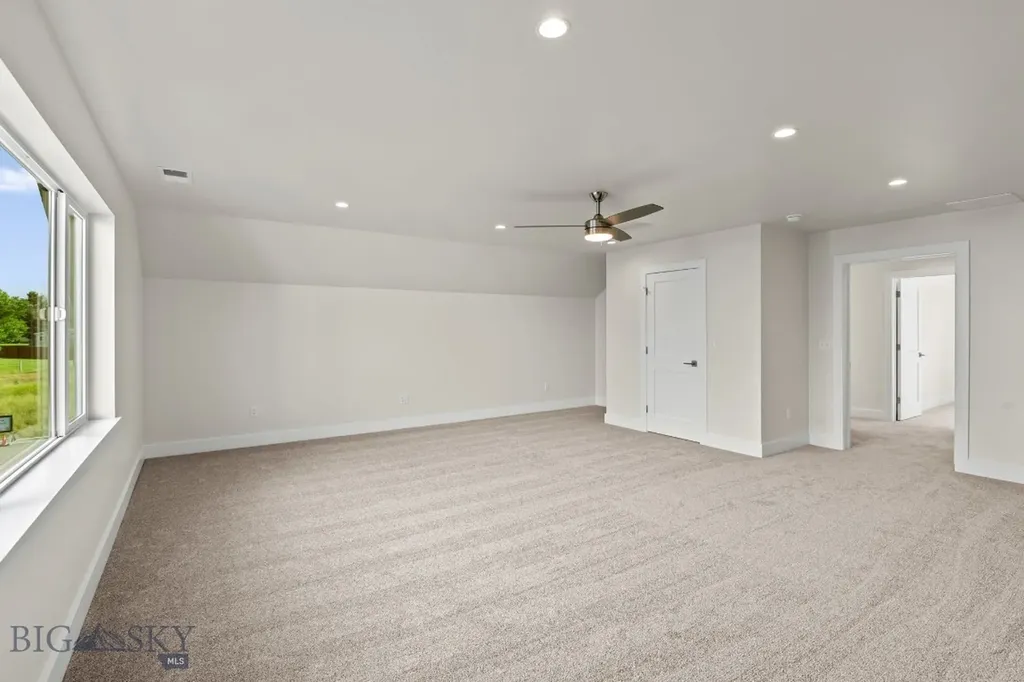 809 Spaniel Lane Belgrade MT 59714