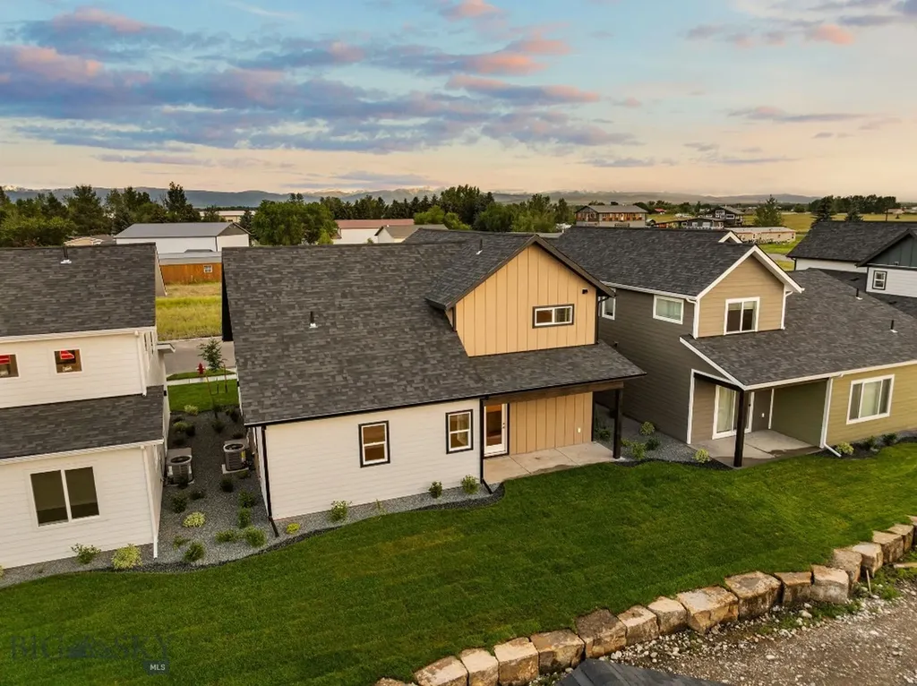 809 Spaniel Lane Belgrade MT 59714