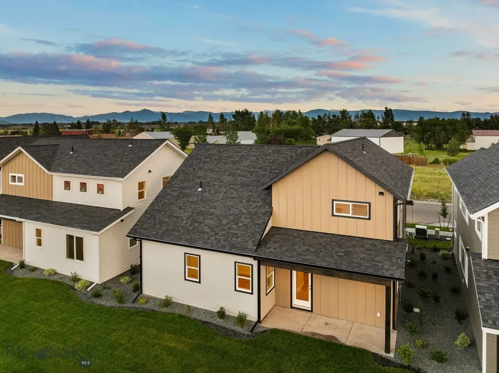 809 Spaniel Lane Belgrade MT 59714