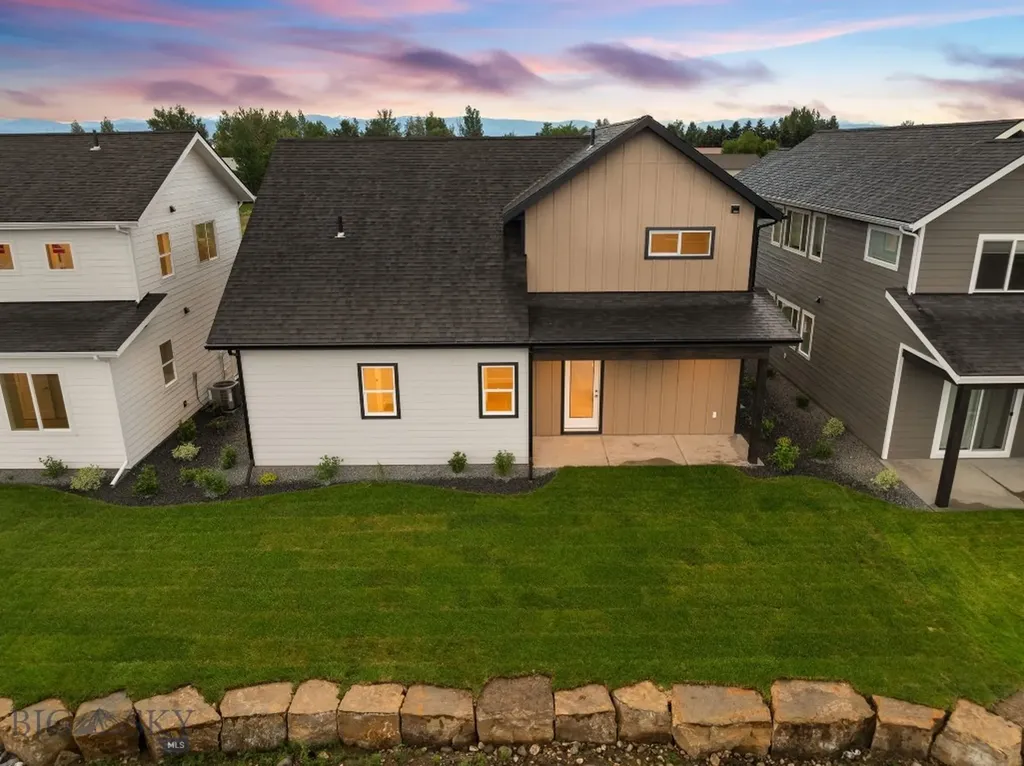 809 Spaniel Lane Belgrade MT 59714