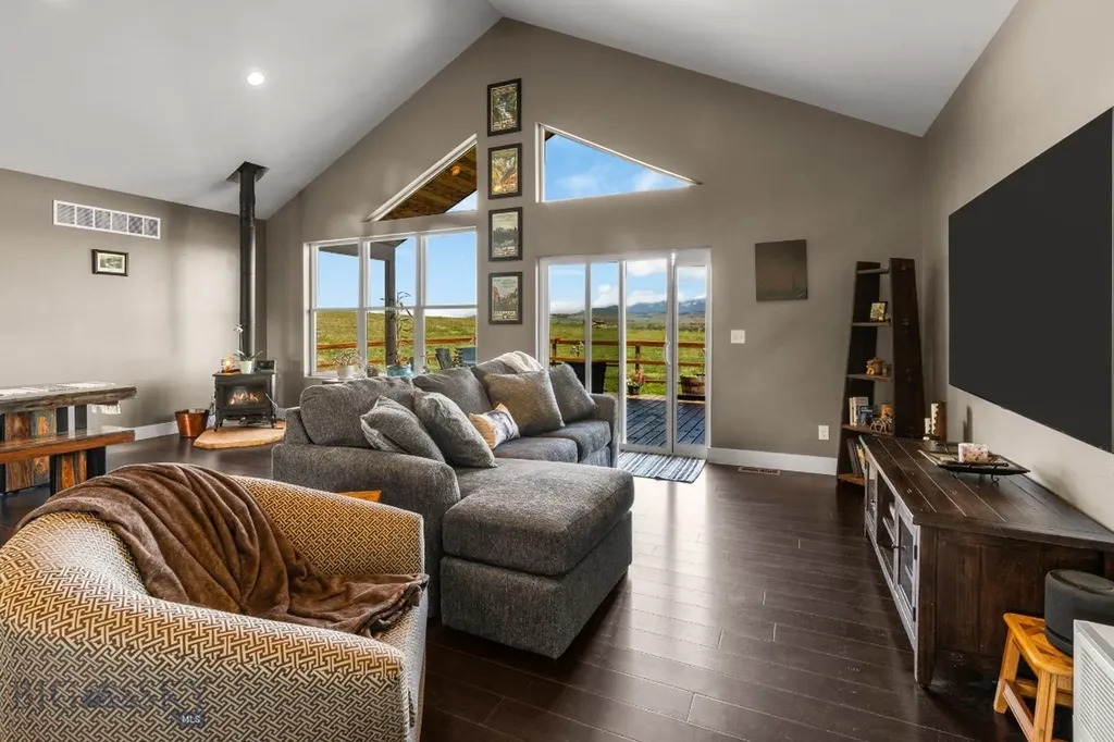 96 Crazyhead Road Livingston MT 59047