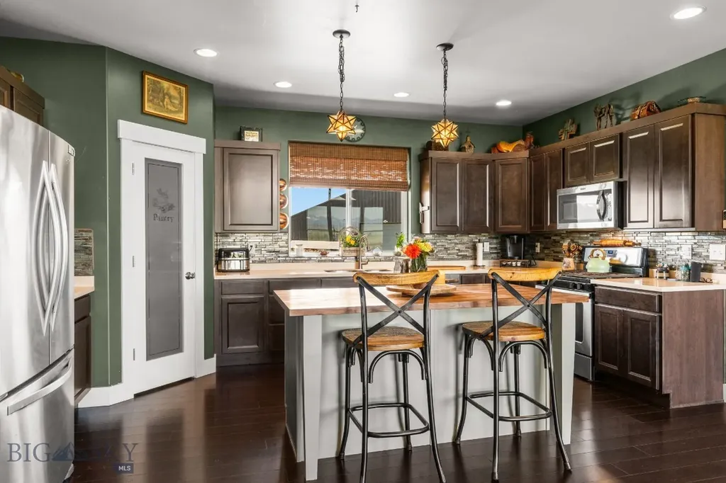 96 Crazyhead Road Livingston MT 59047