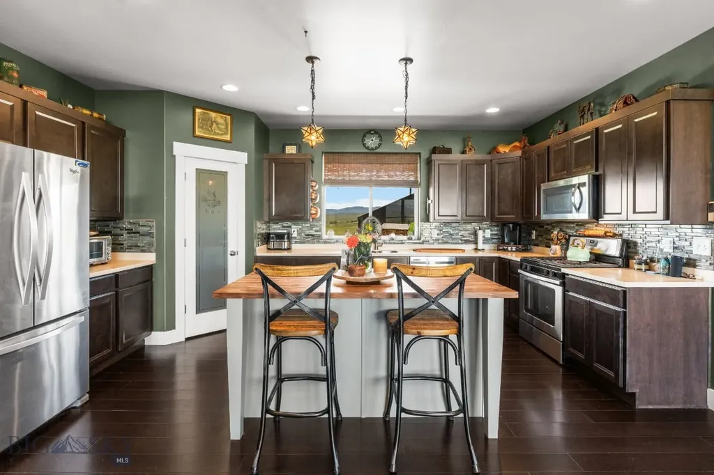 96 Crazyhead Road Livingston MT 59047