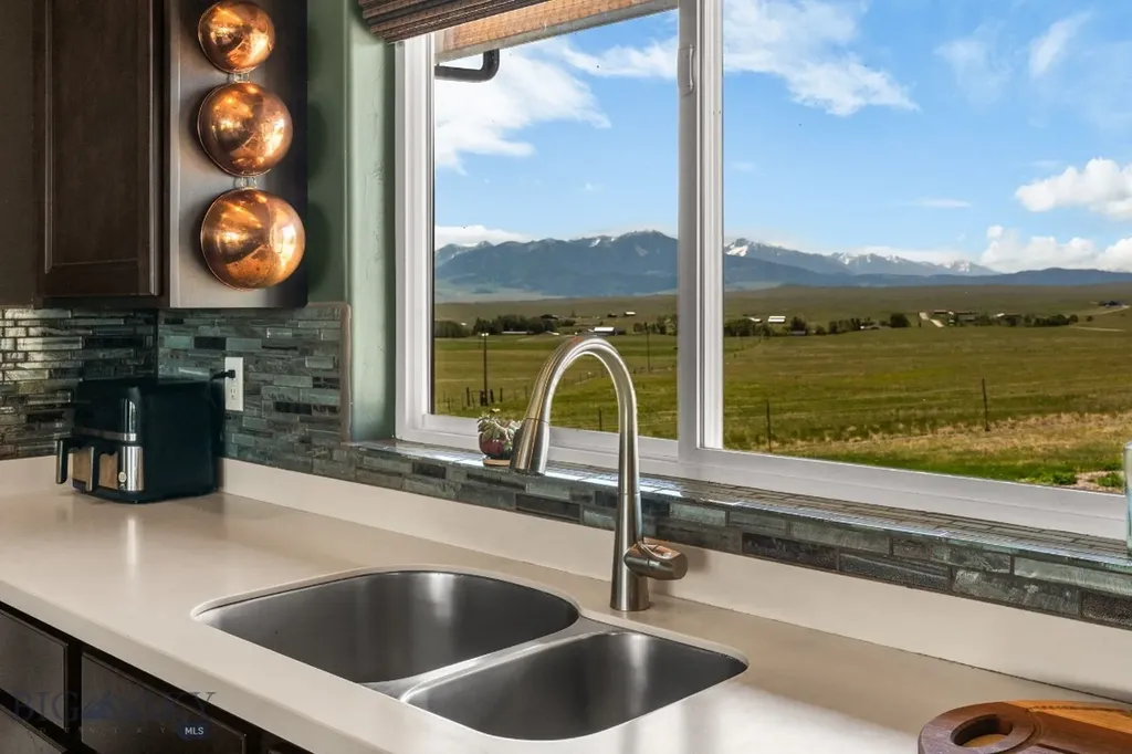 96 Crazyhead Road Livingston MT 59047