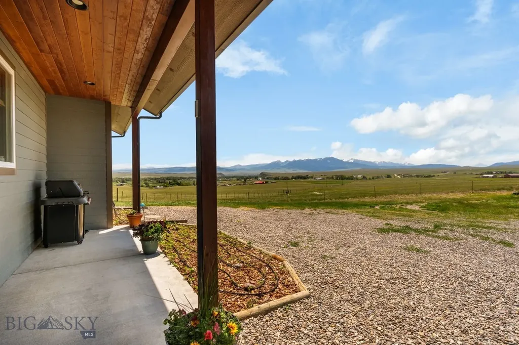 96 Crazyhead Road Livingston MT 59047
