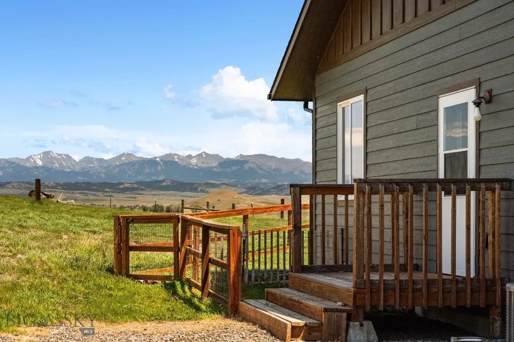 96 Crazyhead Road Livingston MT 59047