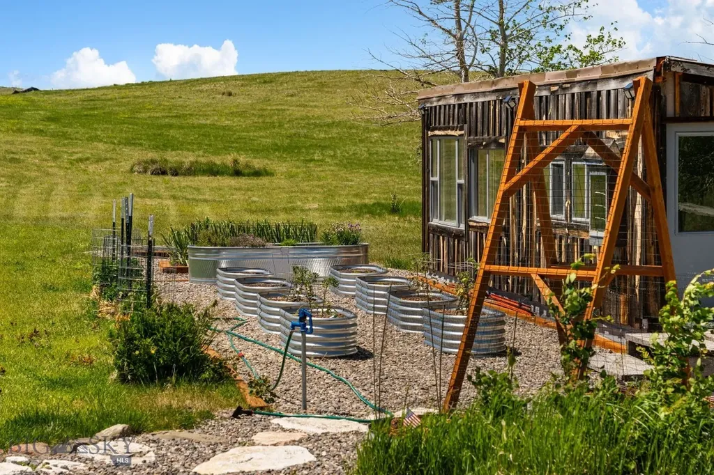 96 Crazyhead Road Livingston MT 59047