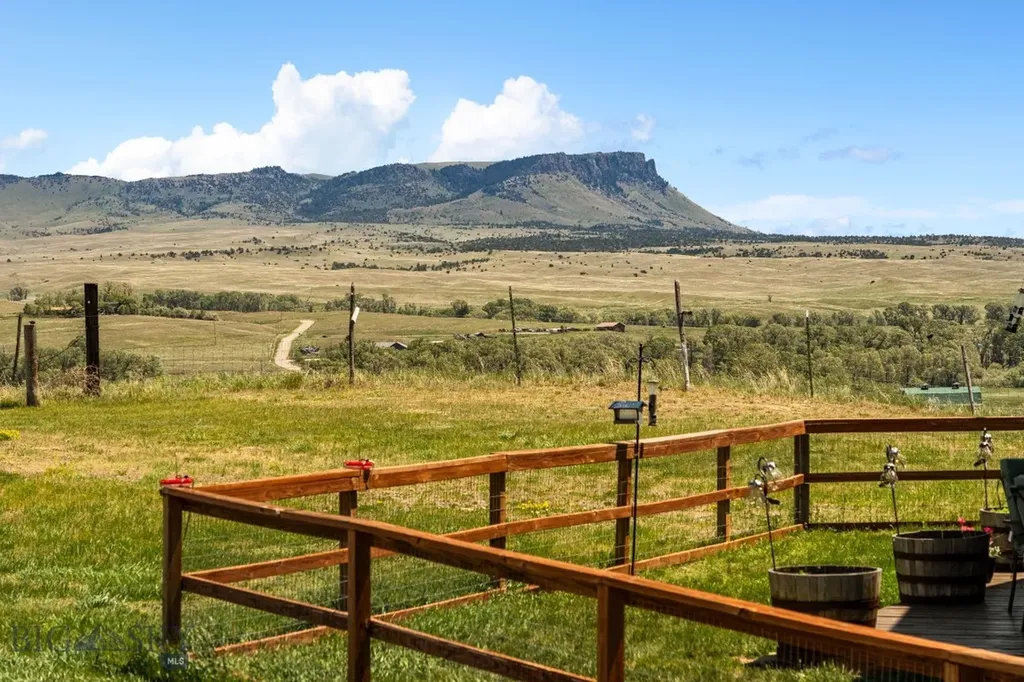 96 Crazyhead Road Livingston MT 59047
