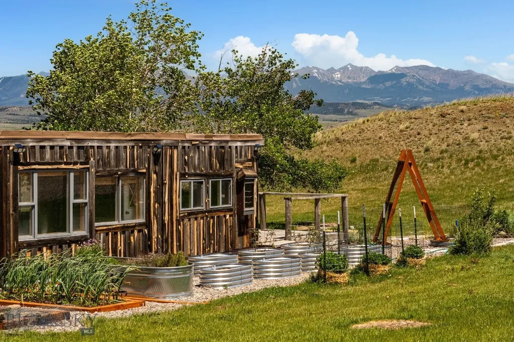 96 Crazyhead Road Livingston MT 59047