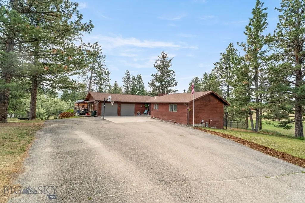 68 Pine Ridge Circle Clancy MT 59634