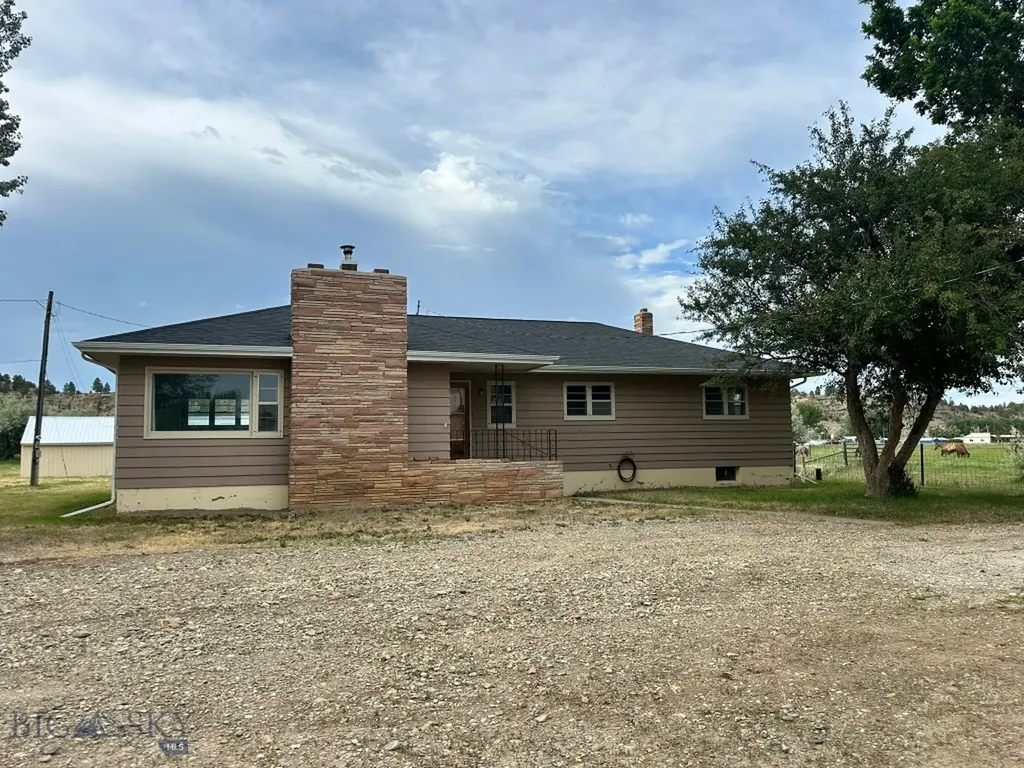 417 River Avenue E Ryegate MT 59074
