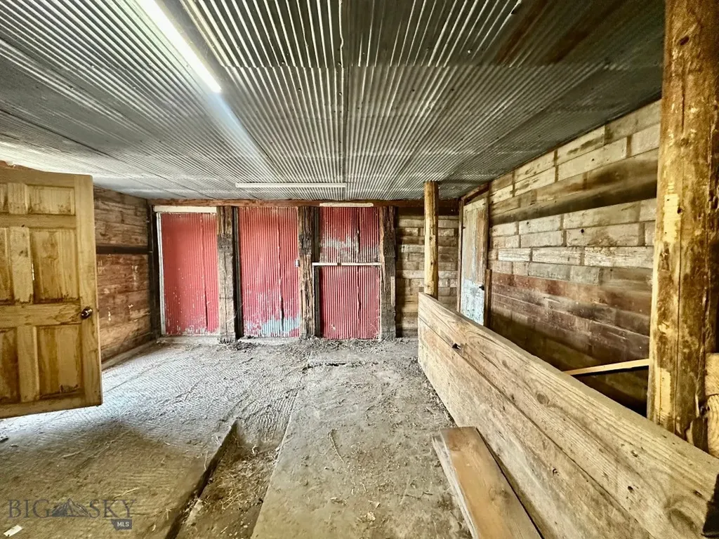 417 River Avenue E Ryegate MT 59074