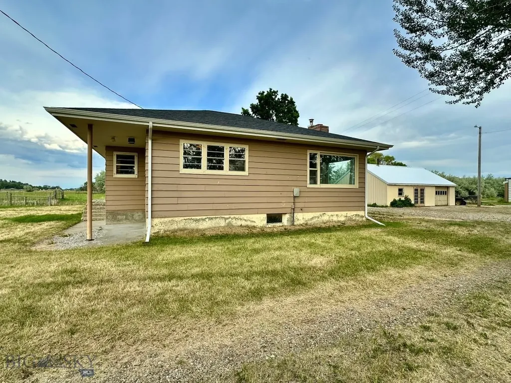 417 River Avenue E Ryegate MT 59074