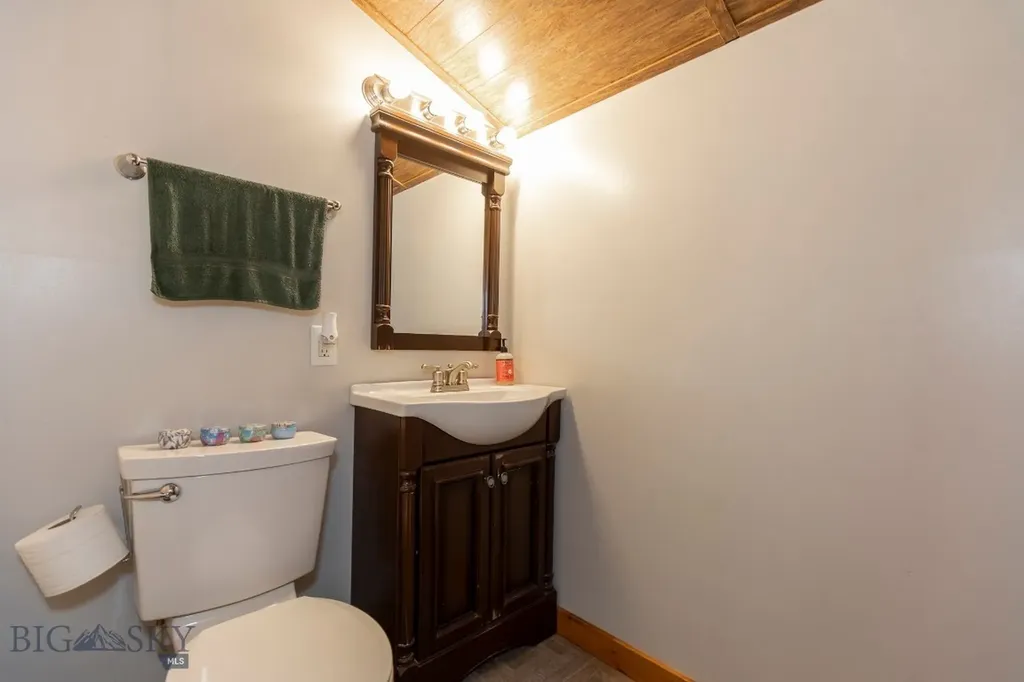 380 Lone Wolf Trail Three Forks MT 59752