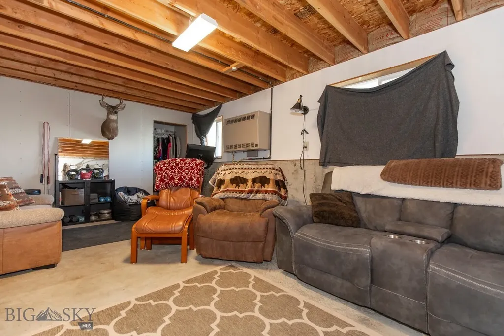 380 Lone Wolf Trail Three Forks MT 59752
