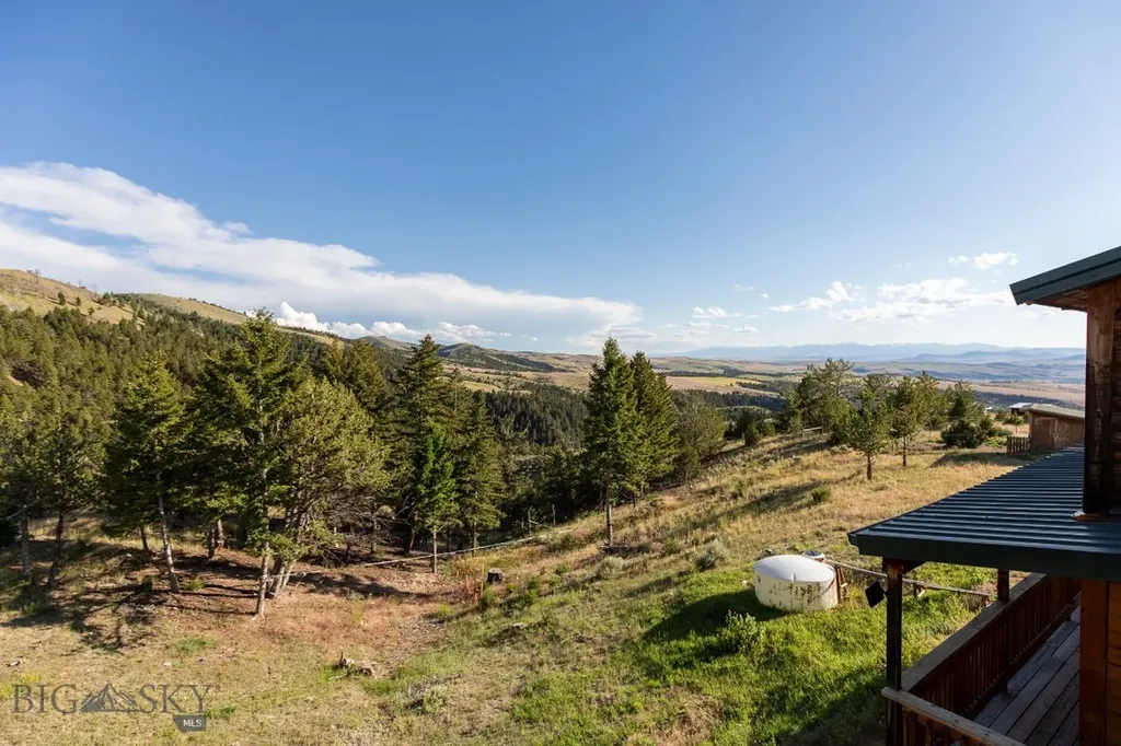 380 Lone Wolf Trail Three Forks MT 59752